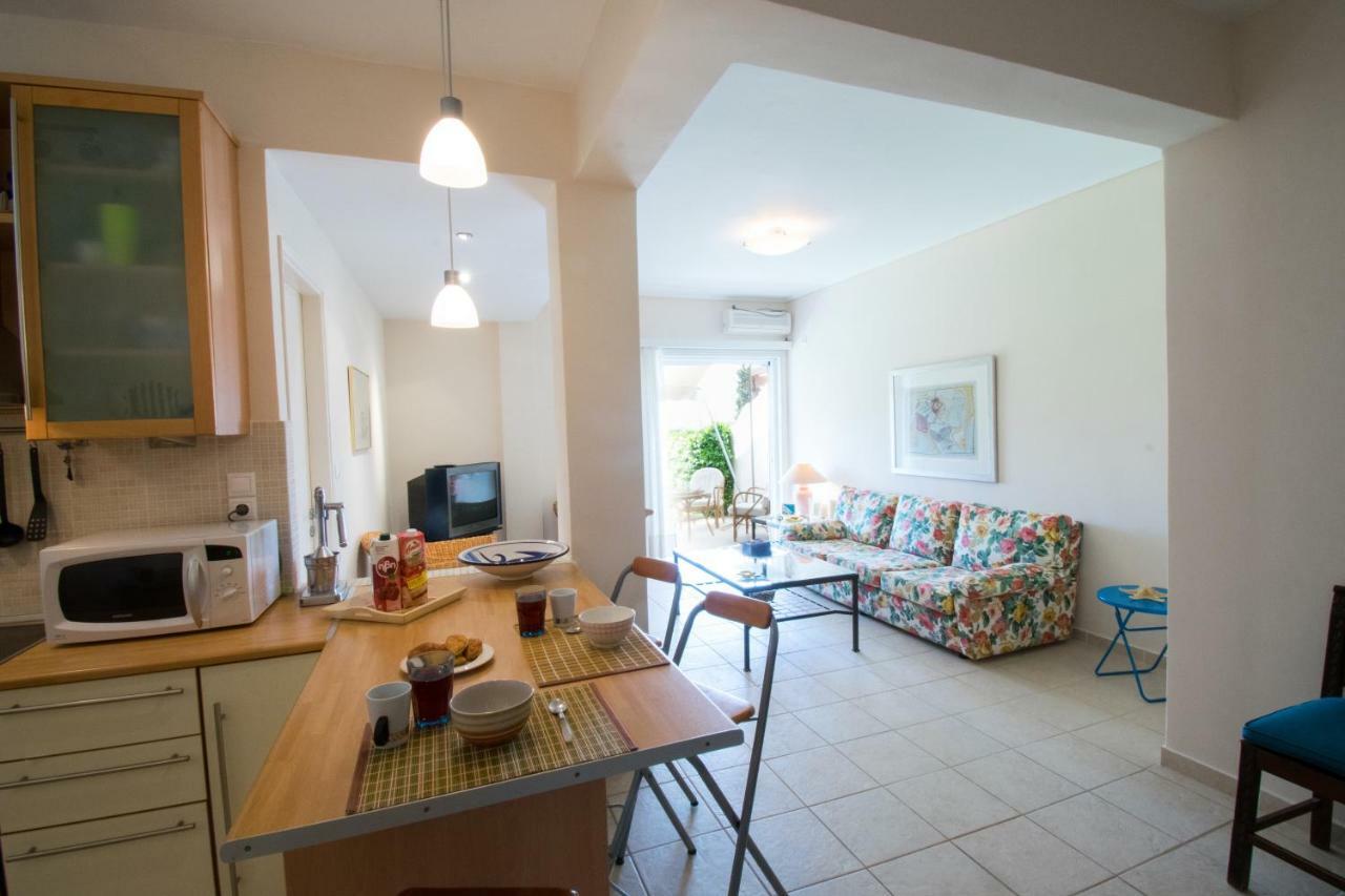 Beach House Near Athens Agia Marina  Extérieur photo
